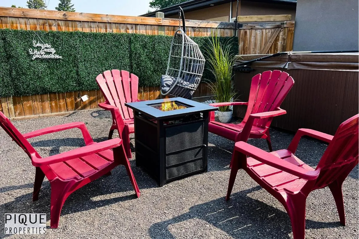 Apartamento Sol Escape Home - King Bed - Hot Tub - Bbq - Sleeps 12 Edmonton Canadá